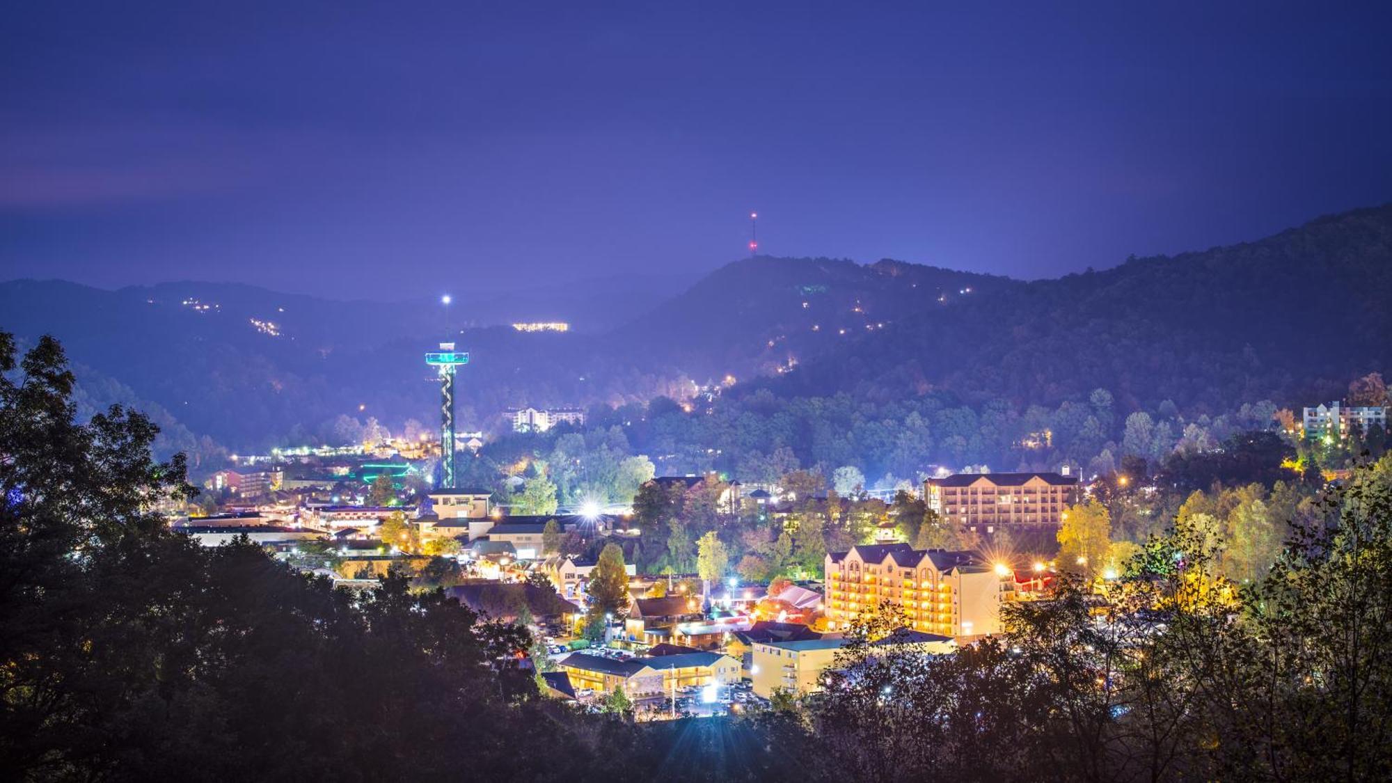 Always Kiss Me Goodnight Villa Pigeon Forge Exterior photo